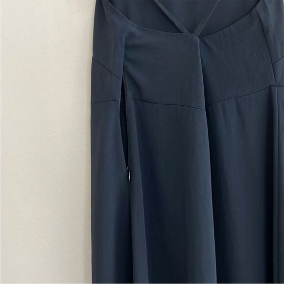 NWT Everlane The Japanese GoWeave Cross Back
Midi Slip Dress Size 2 - Picture 8 of 13